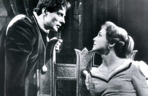 Vija Artmane kā Ofēlija