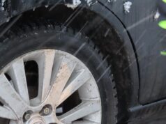 Negaidīt 1. decembri. Eksperti aicina laikus mainīt auto riepas