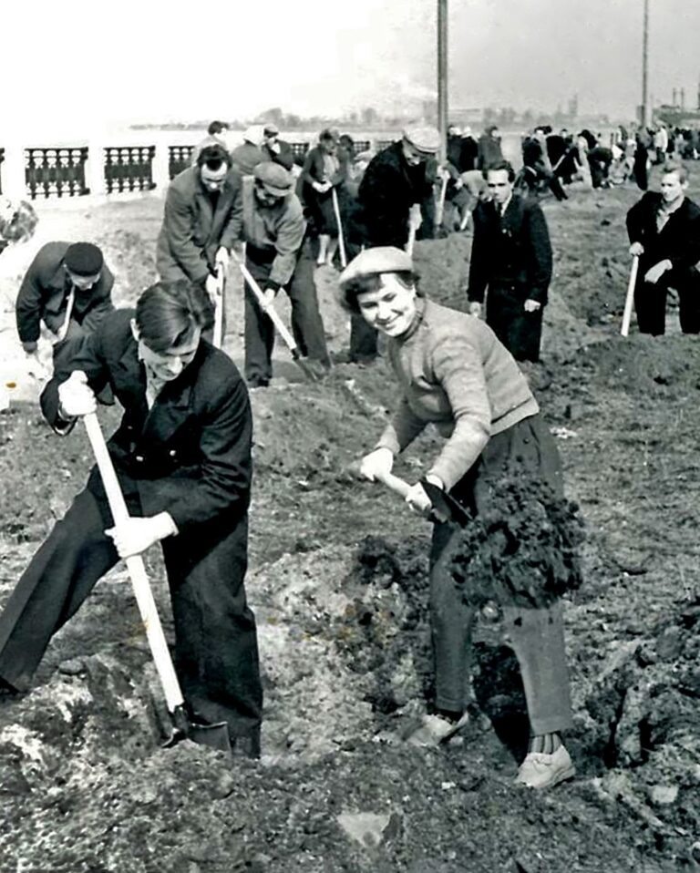 1960. gada aprīlis