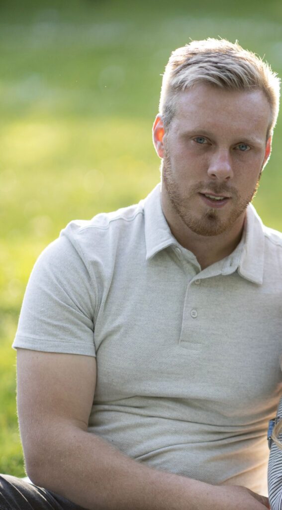 Meklē Vitāliju Šaverdu