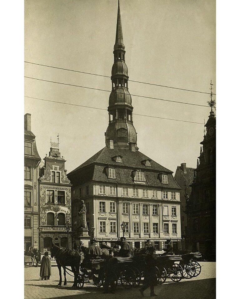 Rātslaukums. 1900. gadi