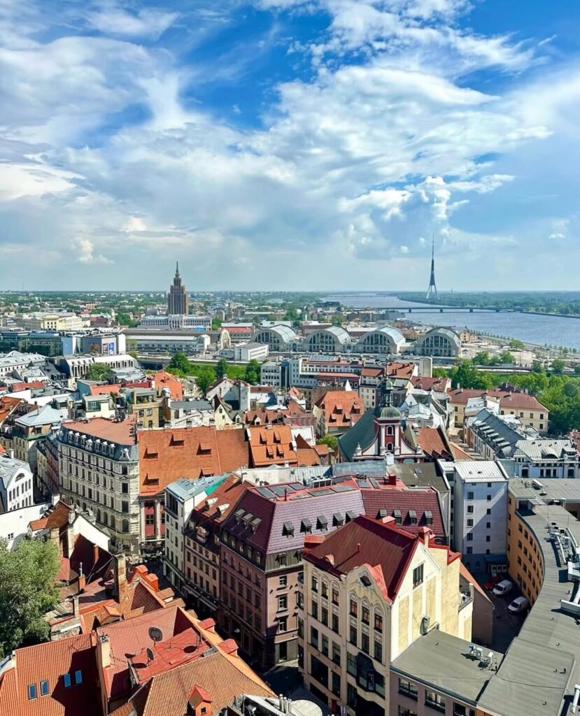 2. jūnija vakara ēters ir sācies