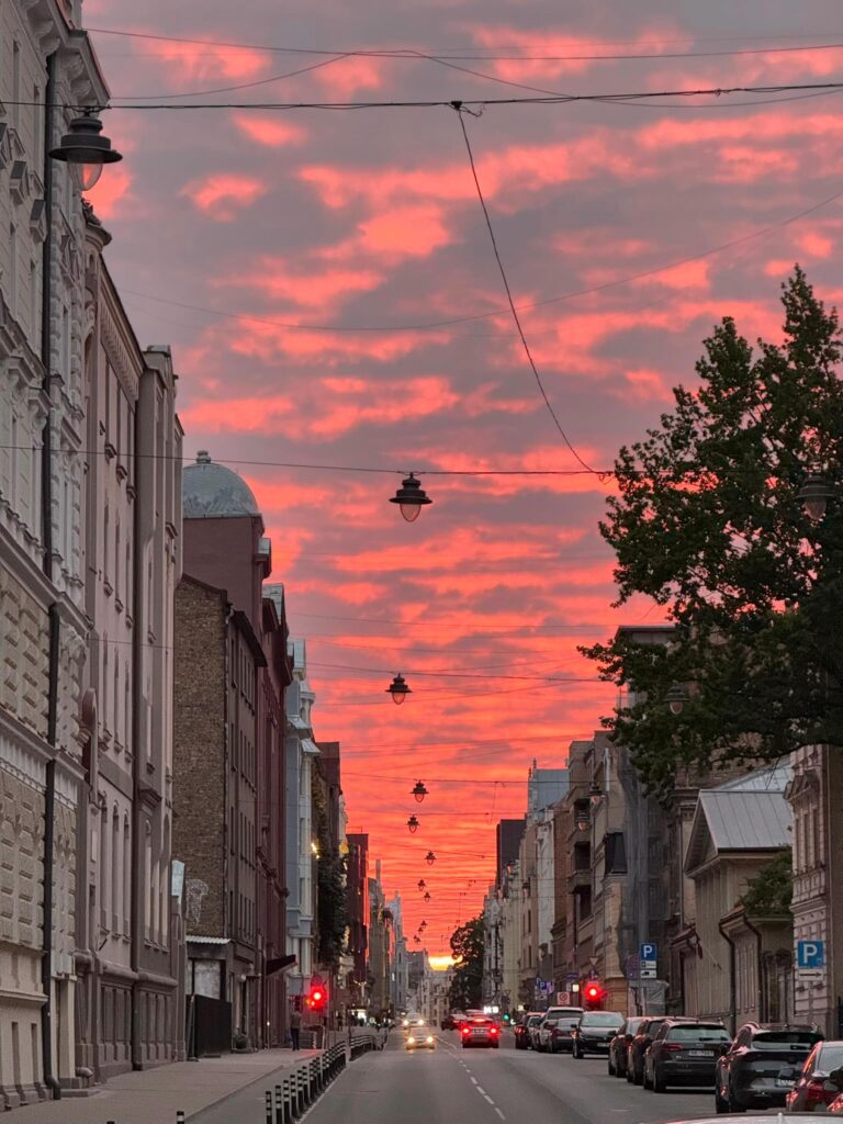 Piektdienas vakara ēters noslēdzies. Uz tikšanos sestdien!