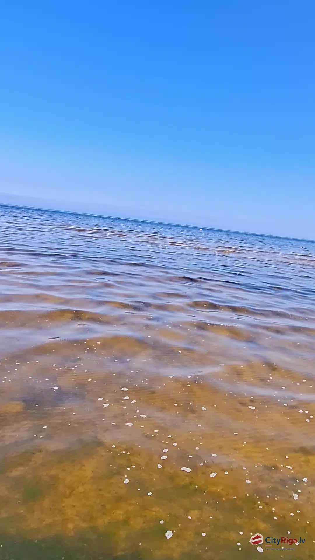 Atdzesējamies šajā karstumā!