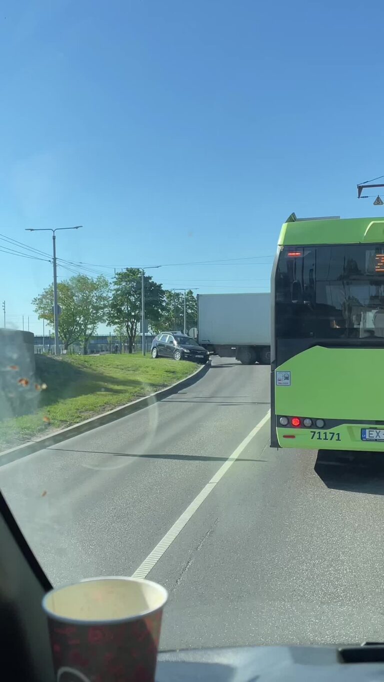 Kā viņš tur vispār nokļuva?