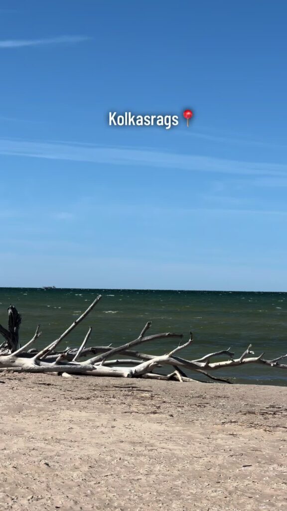 Divas jūras satiekas