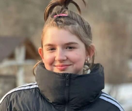 Meklē Veroniku Markelovu