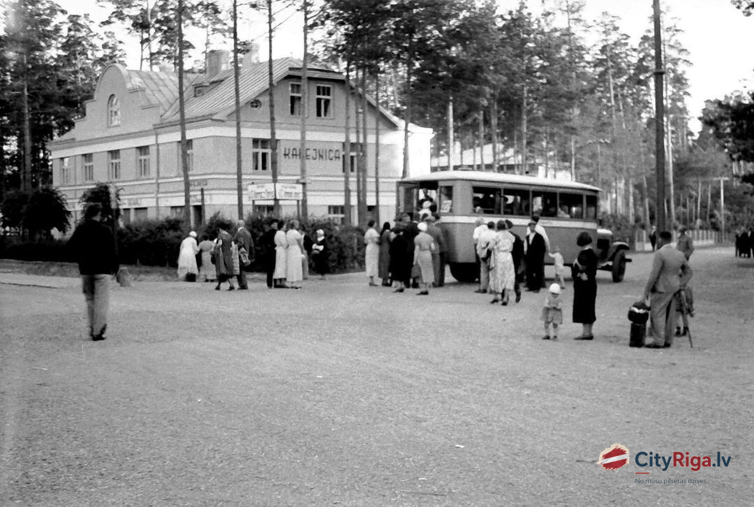 1939. gads. Mežaparkā, Meža prospekta un Kokneses prospekta krustojumā.