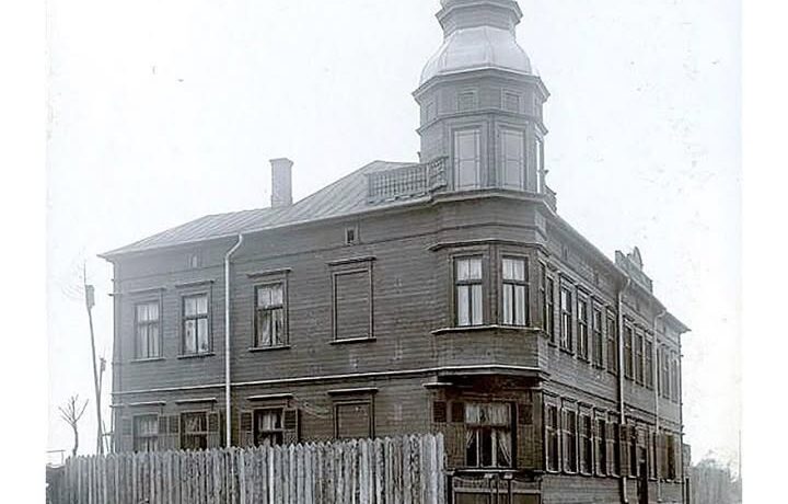 1900. gadi. Skats uz namu Lēdurgas ielā 12, Rīgas Mīlgrāvja apkaimē