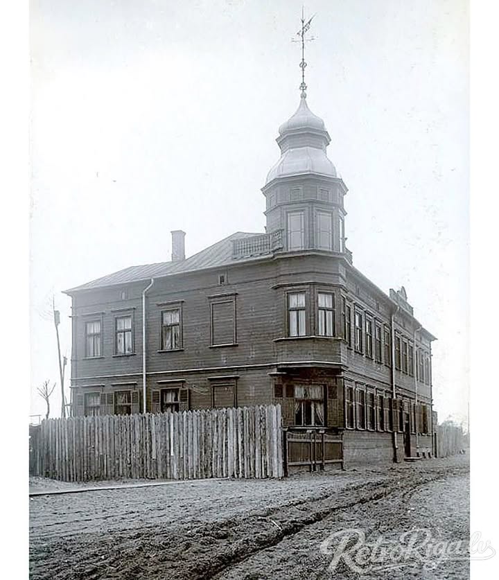 1900. gadi. Skats uz namu Lēdurgas ielā 12, Rīgas Mīlgrāvja apkaimē