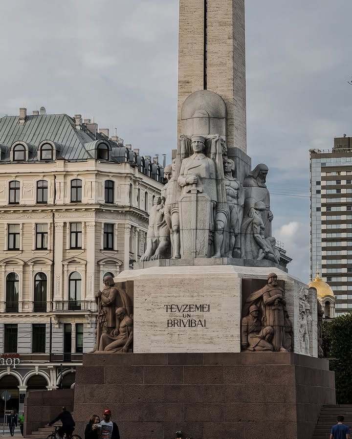 🇱🇻 RĪGAS SIRDS — BRĪVĪBAS PIEMINEKLIS