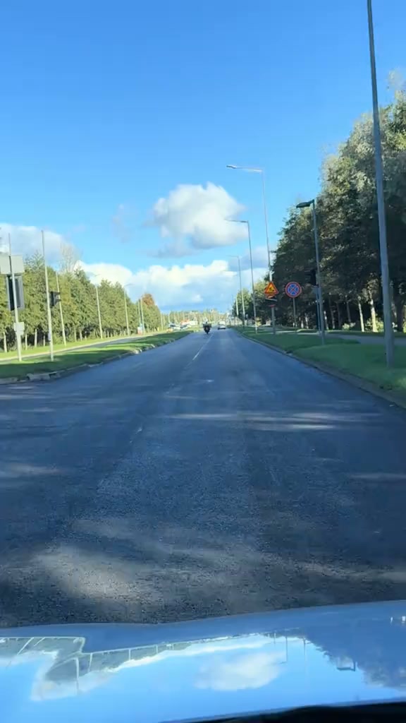 😂🏍️ KAD MOTOCIKLS PĀRVĒRŠAS PAR KRAVAS AUTO